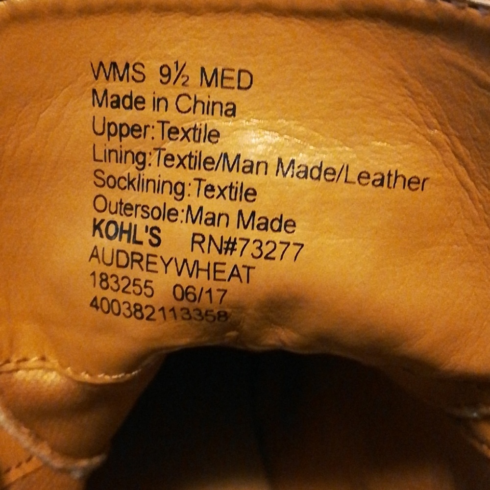 Boots - Picture 5 of 6
